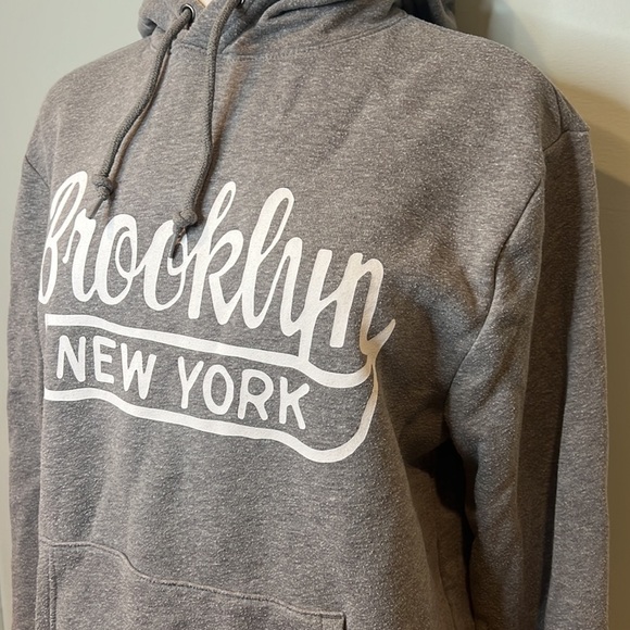 Unisex Old Navy Brooklyn Sweatshirt - Picture 6 of 9